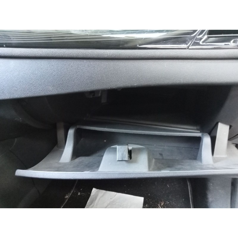 Recambio de guantera para renault megane iii hatchback (bz0/1_, b3_) 1.6 dci (bz00, bz12, bz13) referencia OEM IAM   