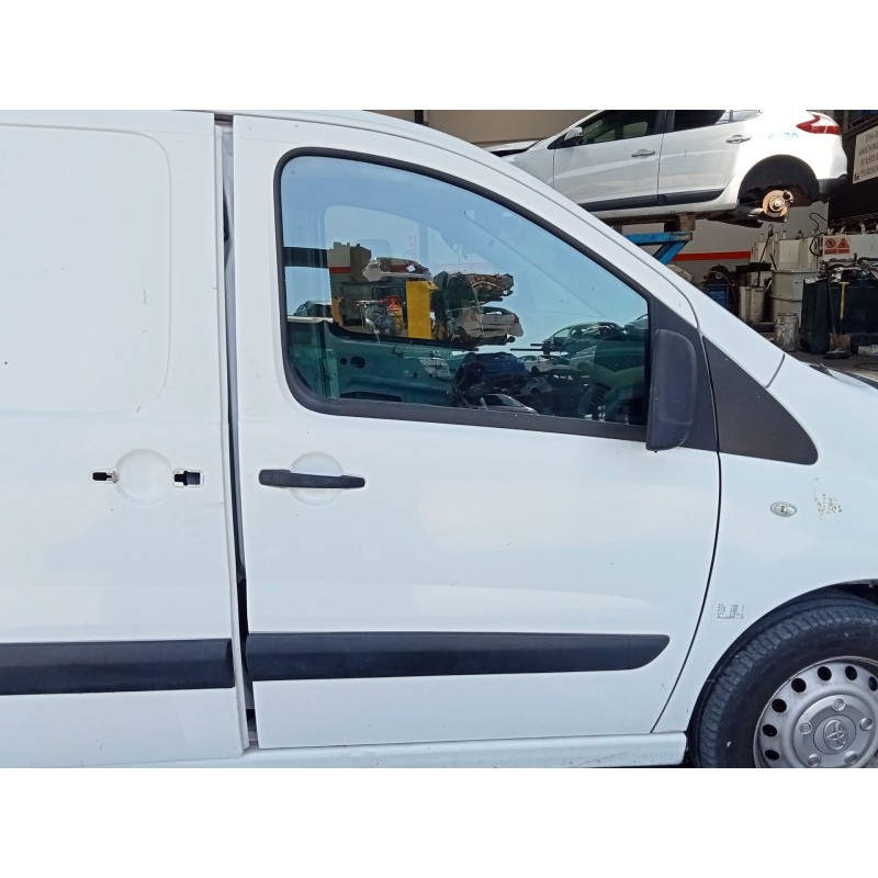 Recambio de puerta delantera derecha para toyota proace 2.0 turbodiesel cat referencia OEM IAM   