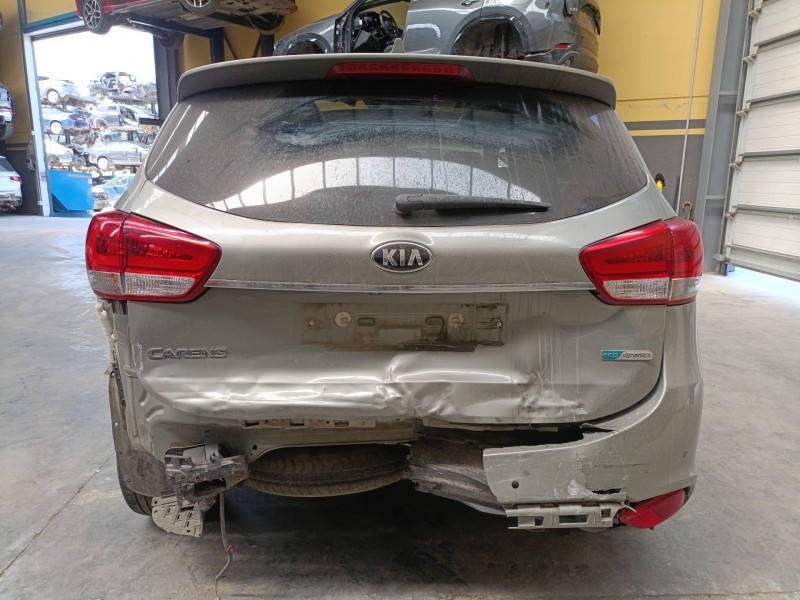 kia carens iv van (a4) del año 2015