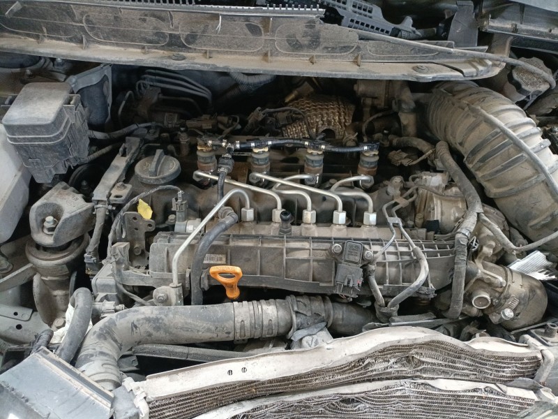 kia carens iv van (a4) del año 2015