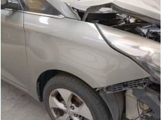 Recambio de aleta delantera derecha para kia carens iv van (a4) crdi referencia OEM IAM    2