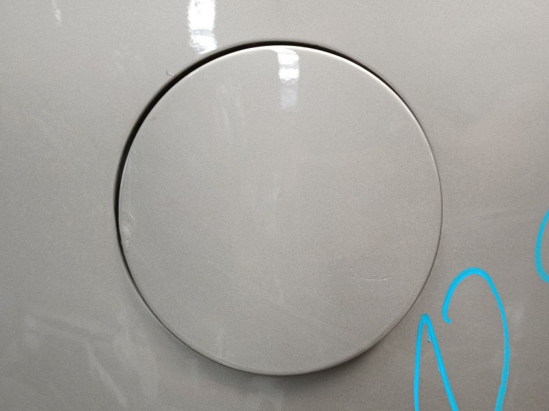 Recambio de tapa exterior combustible para kia carens iv van (a4) crdi referencia OEM IAM   