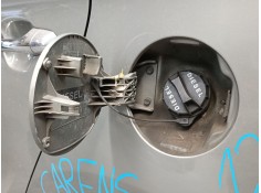 Recambio de tapa exterior combustible para kia carens iv van (a4) crdi referencia OEM IAM    2