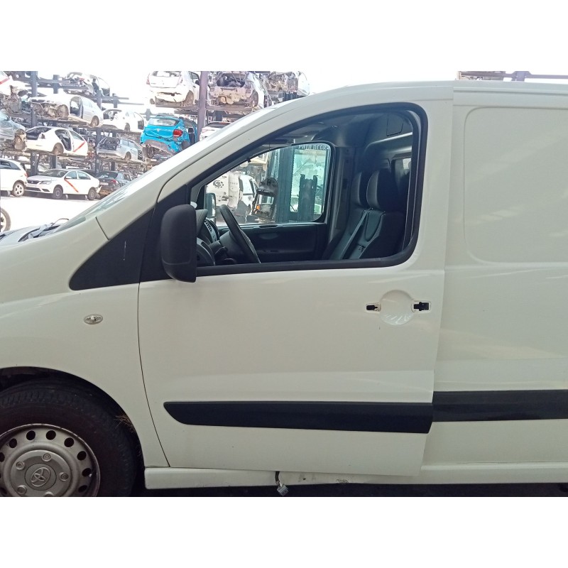Recambio de puerta delantera izquierda para toyota proace 2.0 turbodiesel cat referencia OEM IAM   