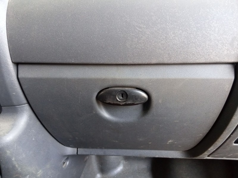 Recambio de guantera para toyota proace 2.0 turbodiesel cat referencia OEM IAM   