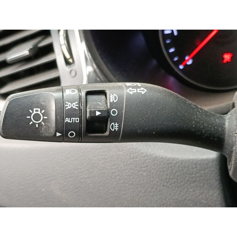 Recambio de mando intermitentes para kia carens iv van (a4) crdi referencia OEM IAM   