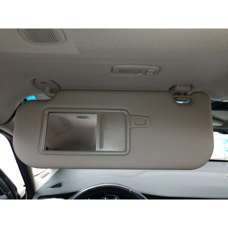 Recambio de parasol izquierdo para kia carens iv van (a4) crdi referencia OEM IAM   