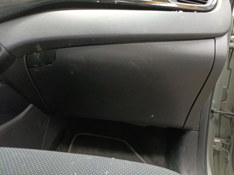 Recambio de guantera para kia carens iv van (a4) crdi referencia OEM IAM   