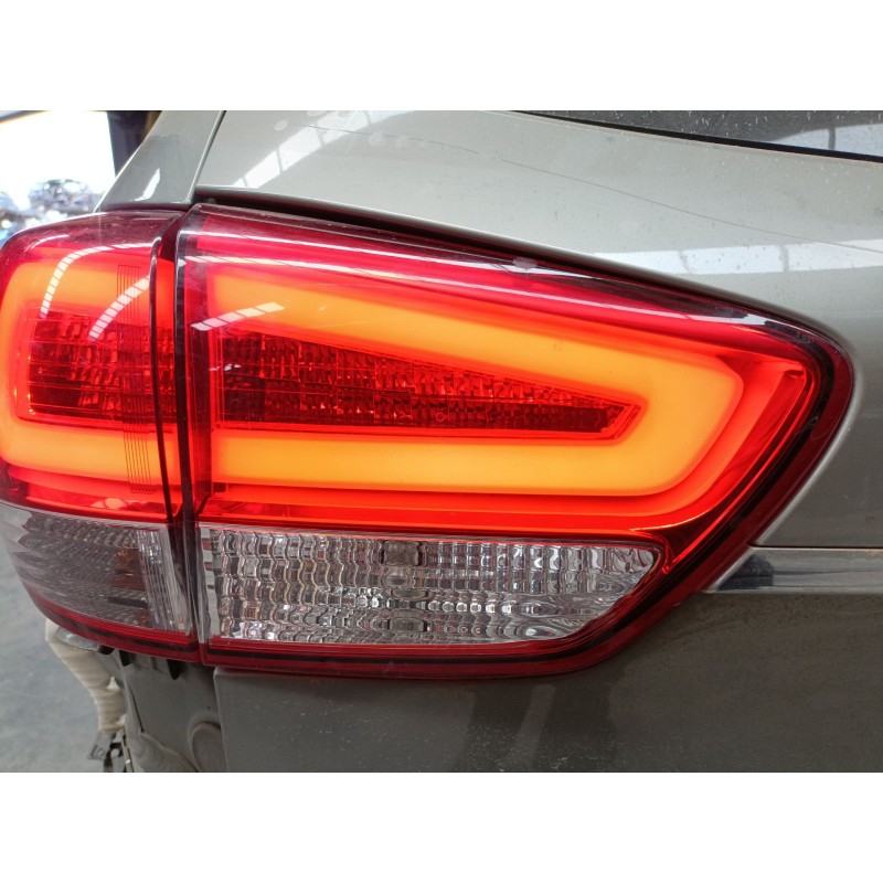 Recambio de piloto trasero izquierdo porton para kia carens iv van (a4) crdi referencia OEM IAM   