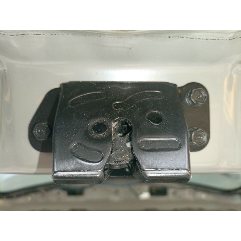 Recambio de cerradura maletero / porton para kia carens iv van (a4) crdi referencia OEM IAM   
