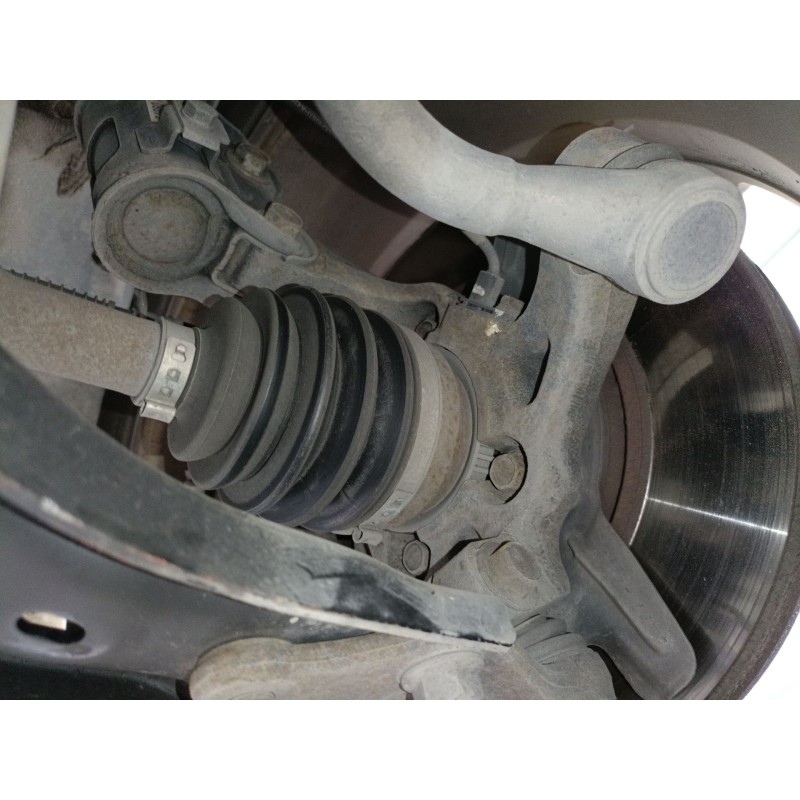 Recambio de mangueta delantera derecha para kia carens iv van (a4) crdi referencia OEM IAM   