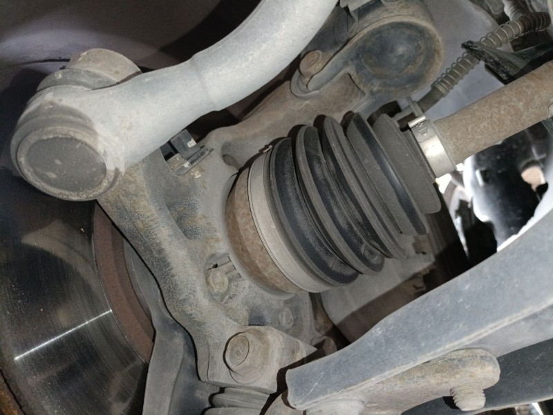 Recambio de mangueta delantera izquierda para kia carens iv van (a4) crdi referencia OEM IAM   