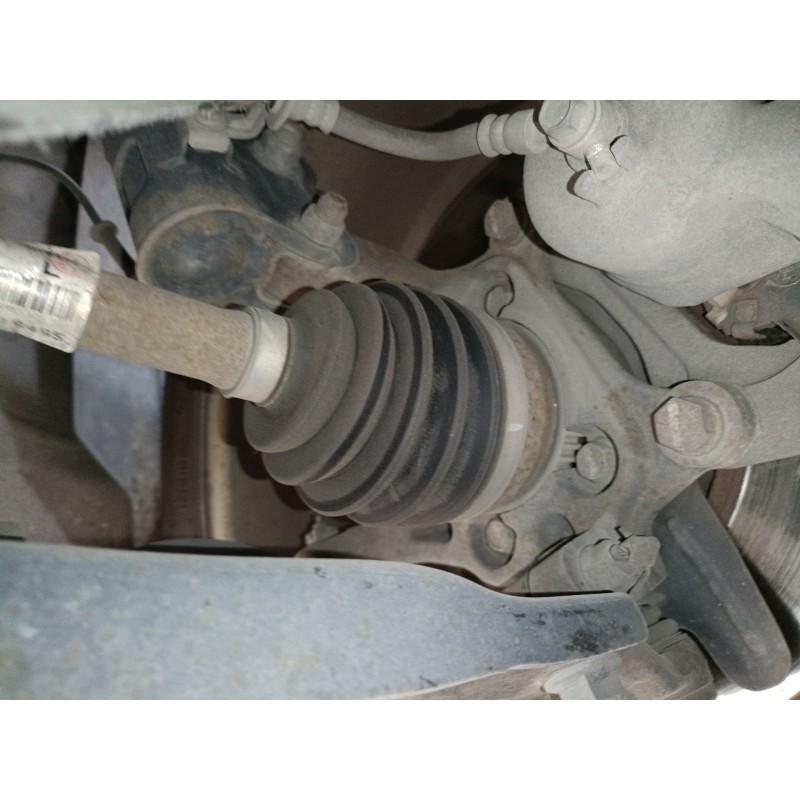 Recambio de mangueta delantera izquierda para kia carens iv van (a4) crdi referencia OEM IAM   