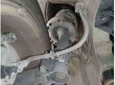 Recambio de amortiguador delantero derecho para kia carens iv van (a4) crdi referencia OEM IAM   