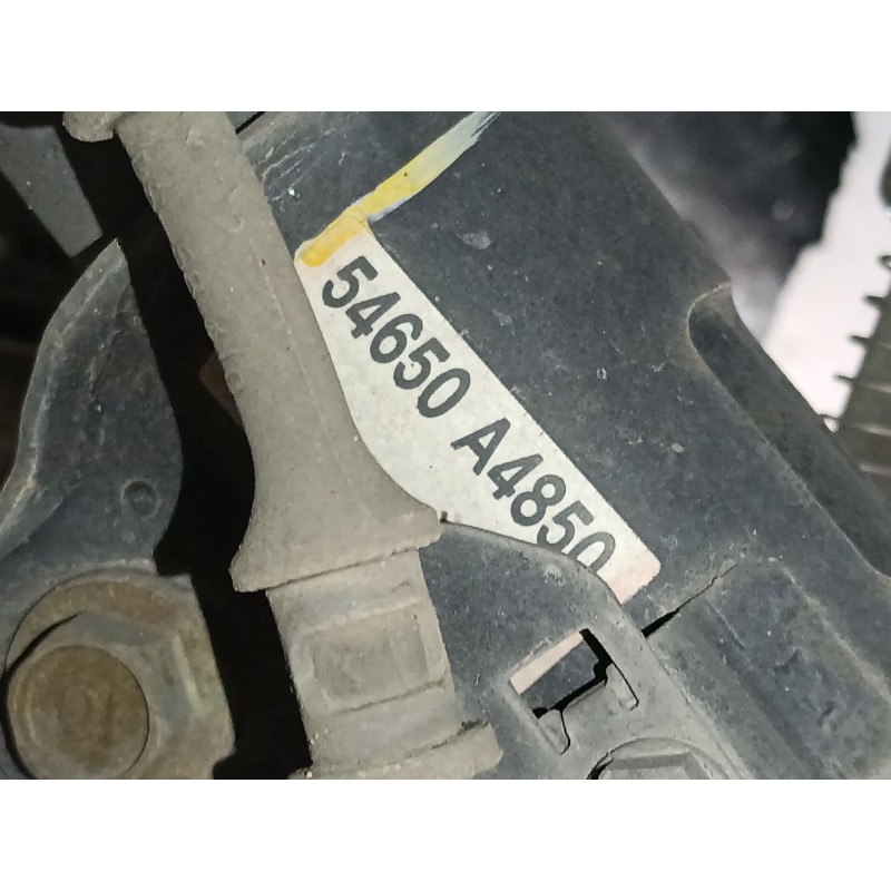 Recambio de amortiguador delantero izquierdo para kia carens iv van (a4) crdi referencia OEM IAM 54650A4850  