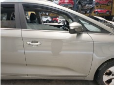 Recambio de puerta delantera derecha para kia carens iv van (a4) crdi referencia OEM IAM   