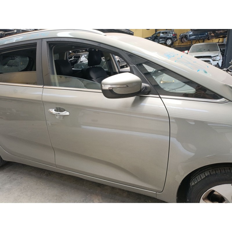 Recambio de puerta delantera derecha para kia carens iv van (a4) crdi referencia OEM IAM   