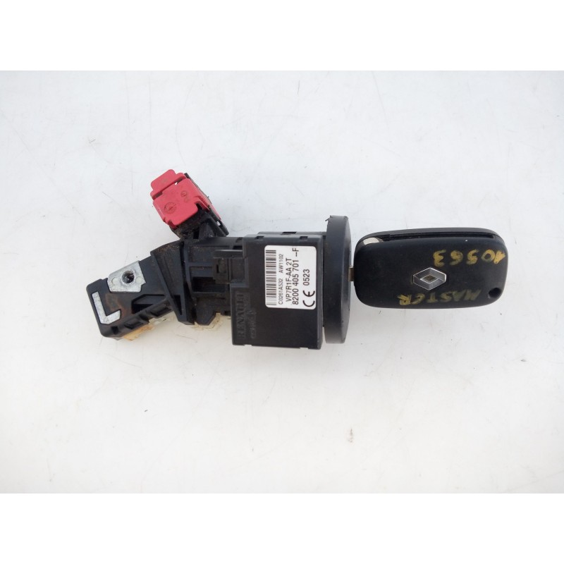 Recambio de antirrobo para renault master kasten l1h1 ka 2,8t referencia OEM IAM 8200405701F  