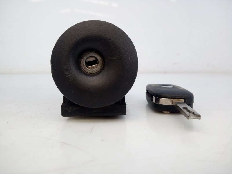 Recambio de antirrobo para renault master kasten l1h1 ka 2,8t referencia OEM IAM 8200405701F  