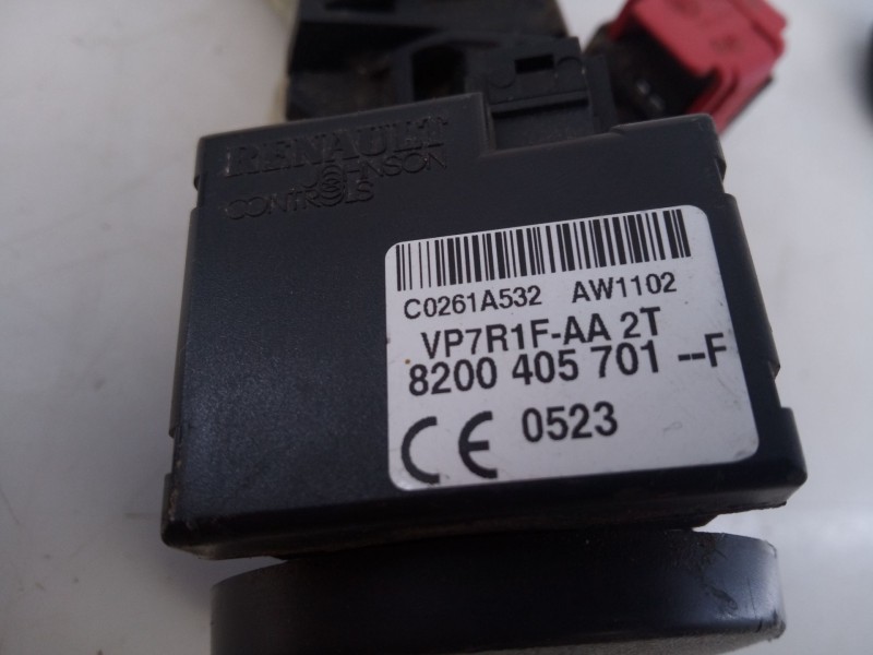 Recambio de antirrobo para renault master kasten l1h1 ka 2,8t referencia OEM IAM 8200405701F  
