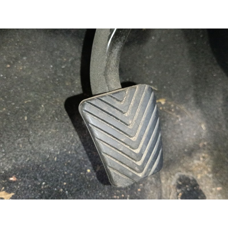 Recambio de pedal freno para kia carens iv van (a4) crdi referencia OEM IAM   