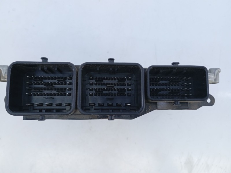 Recambio de centralita motor uce para land rover range rover evoque (l538) 2.2 d 4x4 referencia OEM IAM EJ3212C520VC 0281019622 