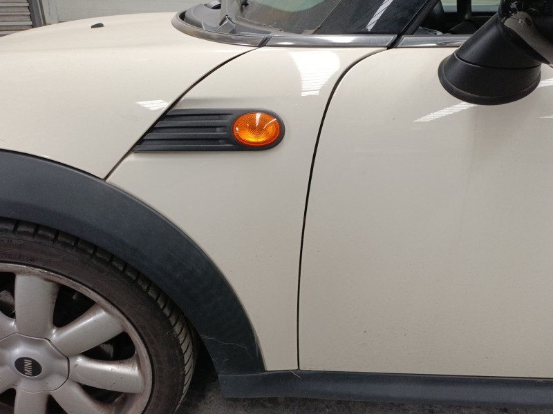 Recambio de aleta delantera izquierda para mini mini (r56) one referencia OEM IAM   