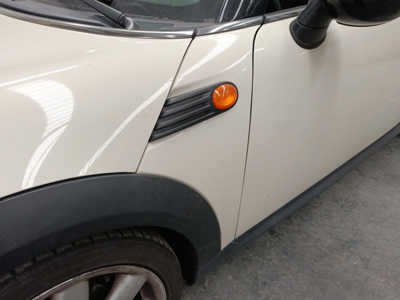 Recambio de aleta delantera izquierda para mini mini (r56) one referencia OEM IAM   