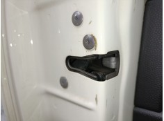 CERRADURA PUERTA DELANTERA IZQUIERDA 