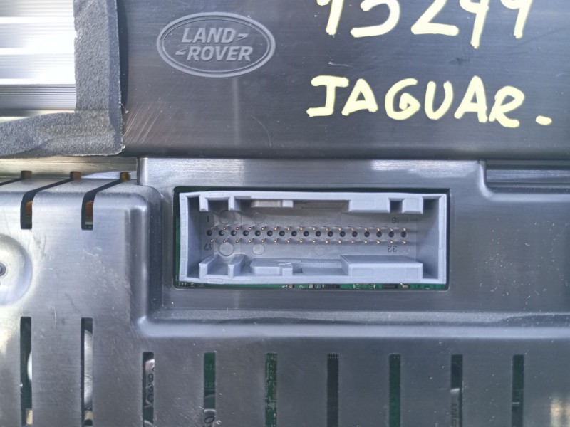 Recambio de cuadro instrumentos para jaguar xj (x351) 3.0 sdv6 referencia OEM IAM GW9310849AD A50112935 