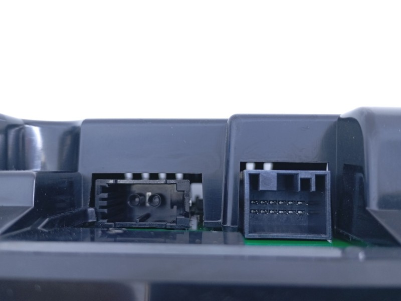 Recambio de cuadro instrumentos para bmw x1 (f48) sdrive 18 d referencia OEM IAM 9840915  