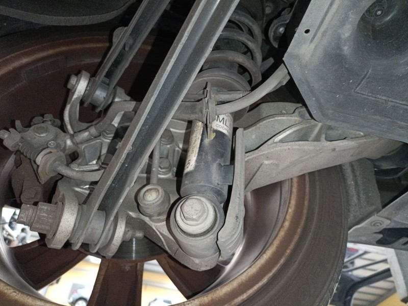 Recambio de mangueta trasera izquierda para mini mini (r56) one referencia OEM IAM   