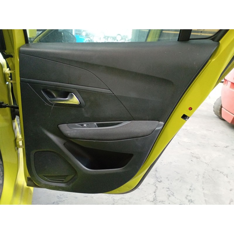 Recambio de guarnecido puerta trasera derecha para peugeot 208 ii (ub_, up_, uw_, uj_) 1.2 puretech 75 referencia OEM IAM   