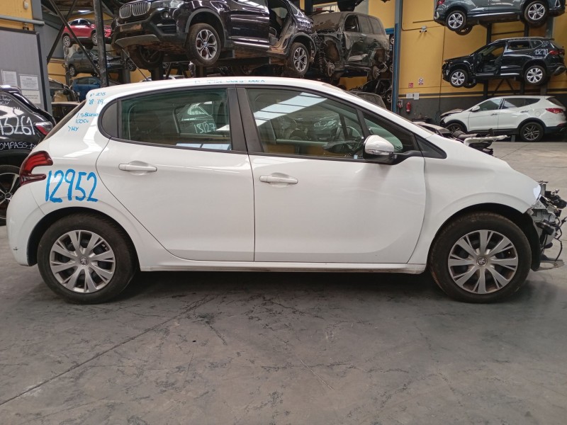 peugeot 208 i (ca_, cc_) del año 2019