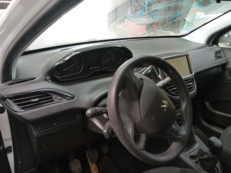 peugeot 208 i (ca_, cc_) del año 2019