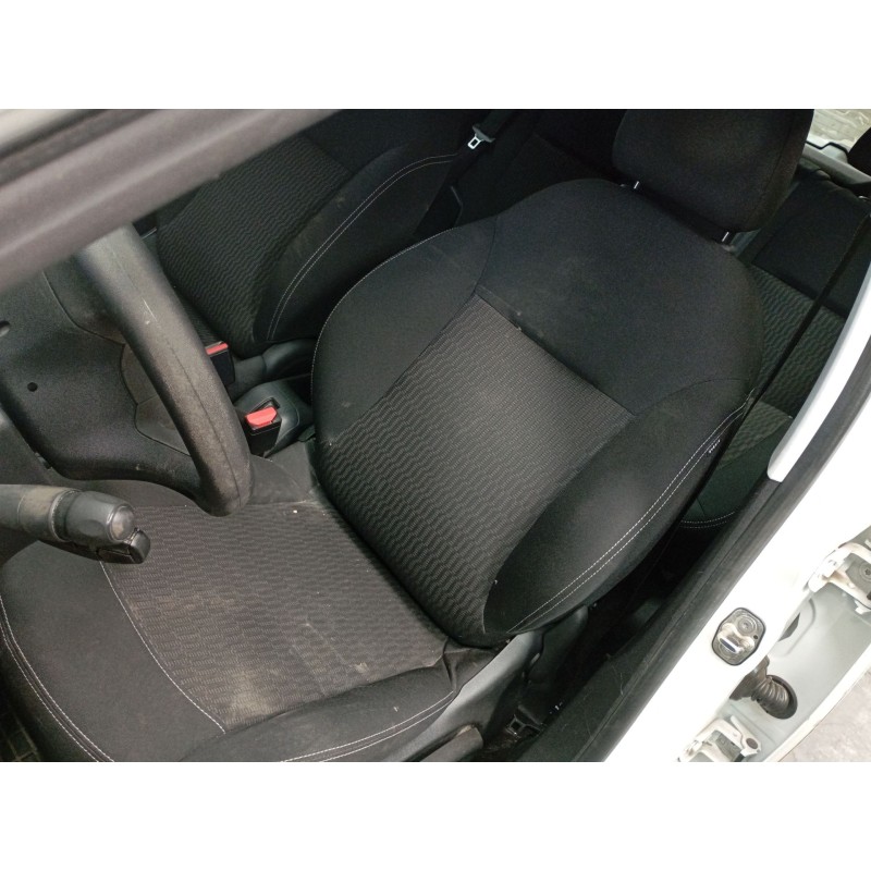 peugeot 208 i (ca_, cc_) del año 2019