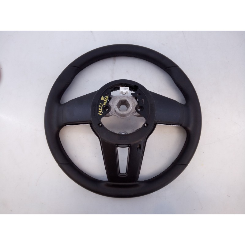 Recambio de volante para mazda 3 hatchback (bp) 2.0 skyactiv-g m hybrid referencia OEM IAM   