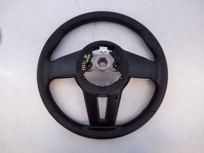 Recambio de volante para mazda 3 hatchback (bp) 2.0 skyactiv-g m hybrid referencia OEM IAM   