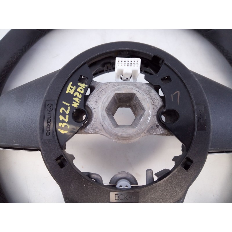 Recambio de volante para mazda 3 hatchback (bp) 2.0 skyactiv-g m hybrid referencia OEM IAM   