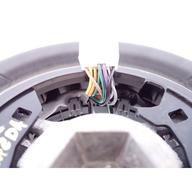 Recambio de volante para mazda 3 hatchback (bp) 2.0 skyactiv-g m hybrid referencia OEM IAM   