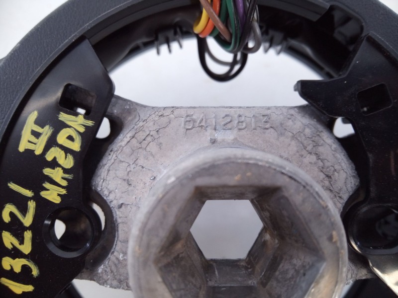 Recambio de volante para mazda 3 hatchback (bp) 2.0 skyactiv-g m hybrid referencia OEM IAM   