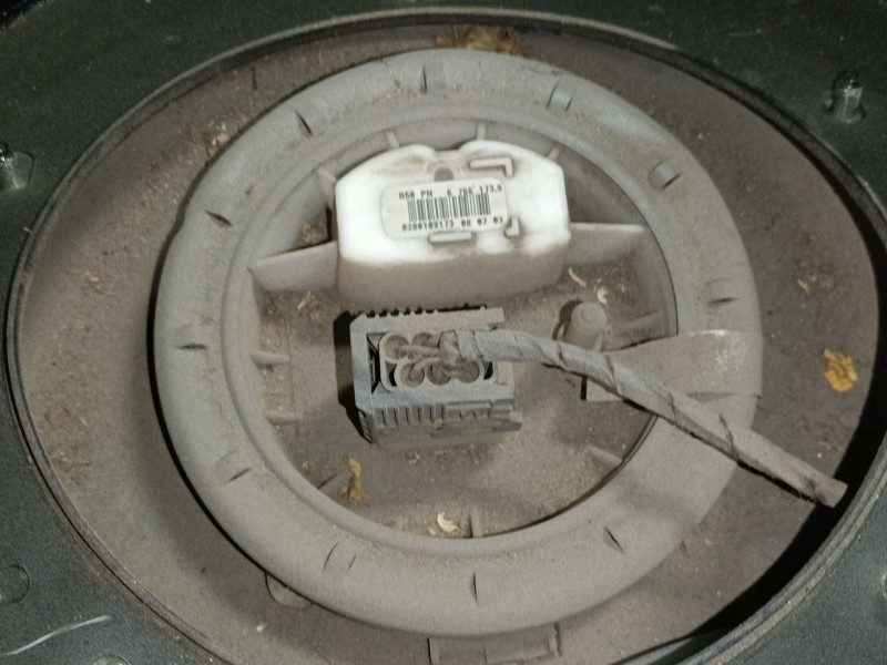 Recambio de aforador para mini mini (r50, r53) one referencia OEM IAM 67661739  