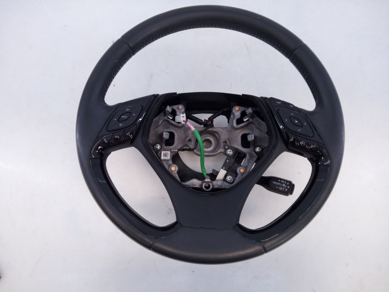 Recambio de volante para toyota c-hr hybrid dynamic referencia OEM IAM MC1750E21  