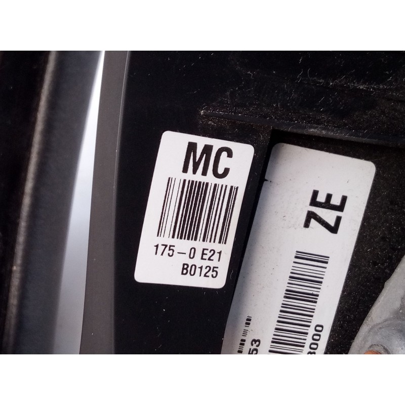 Recambio de volante para toyota c-hr hybrid dynamic referencia OEM IAM MC1750E21  