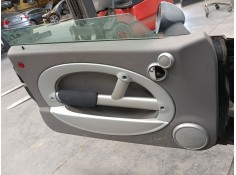 GUARNECIDO PUERTA DELANTERA IZQUIERDA 