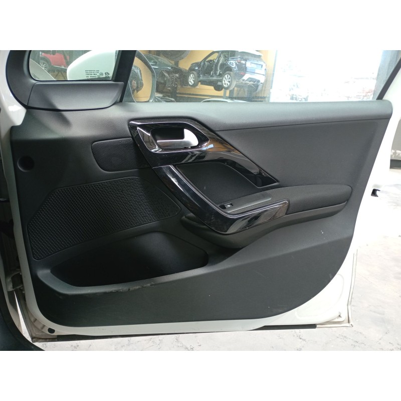 Recambio de guarnecido puerta delantera derecha para peugeot 208 i (ca_, cc_) 1.5 bluehdi 100 referencia OEM IAM   
