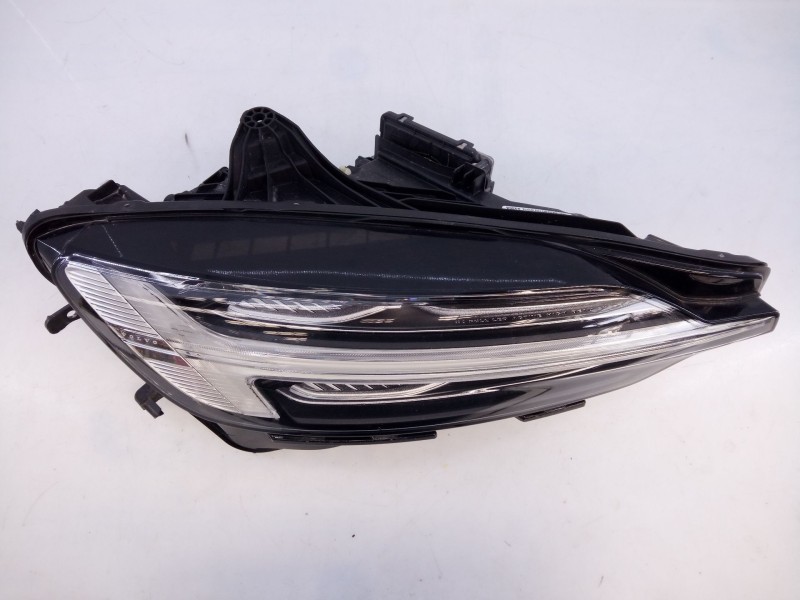 Recambio de faro derecho xenon para volvo volvo s60 t4 referencia OEM IAM 32314149  