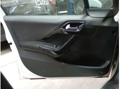 GUARNECIDO PUERTA DELANTERA IZQUIERDA 