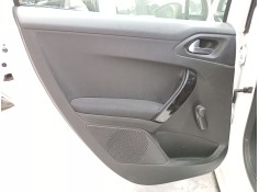 GUARNECIDO PUERTA TRASERA IZQUIERDA 