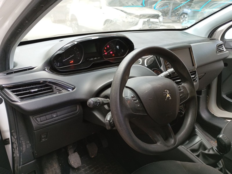 Recambio de salpicadero para peugeot 208 i (ca_, cc_) 1.5 bluehdi 100 referencia OEM IAM   